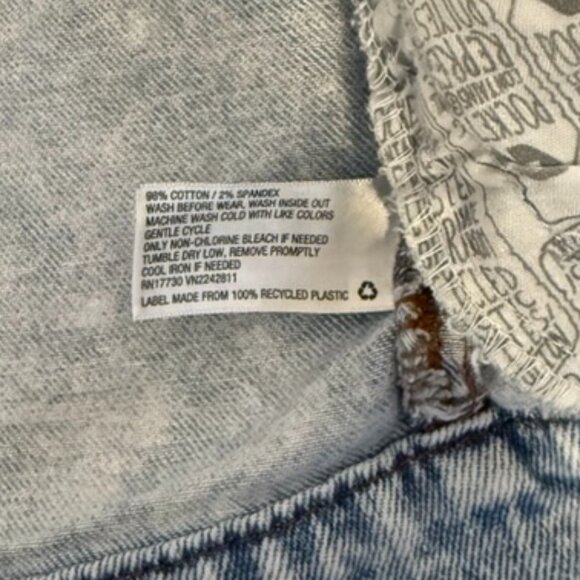 Wild Fable Light Wash Denim Jacket with Classic Button-Front Detail | Size S - Picture 5 of 6